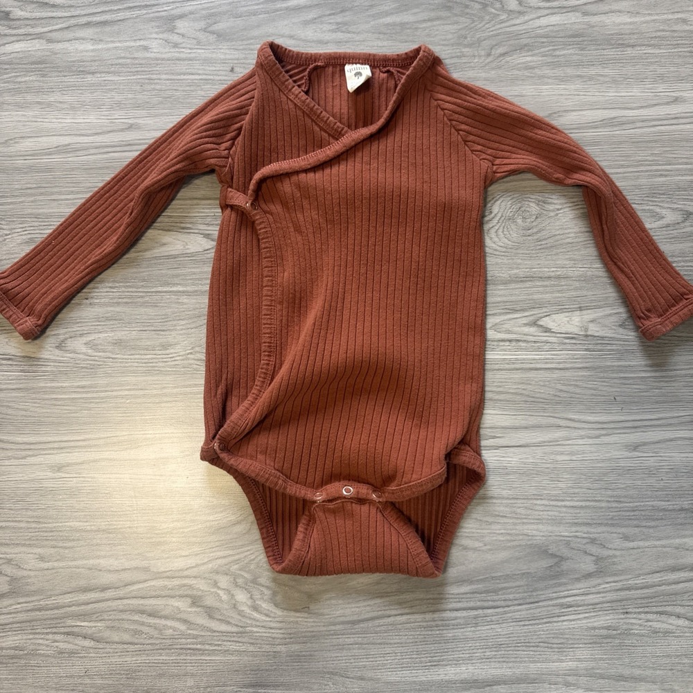 Kate Quinn Kimono Style Ribbed Rust Bodysuit 18-24M
